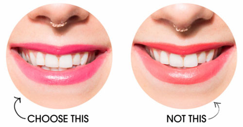Cách chọn son môi cho răng không bị ố vàng