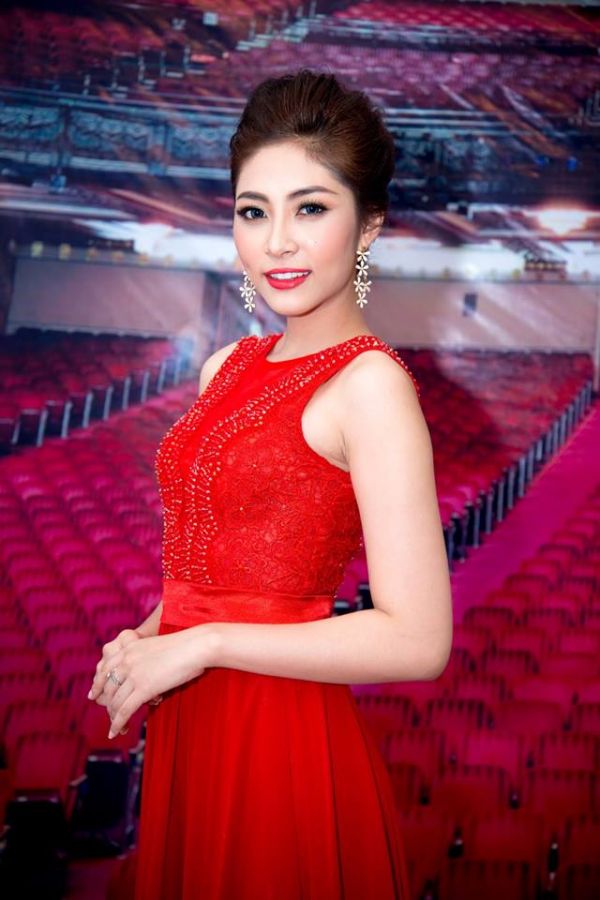 Hoa hậu Việt Nam: Người 'khốn khổ', người được khen hết lời